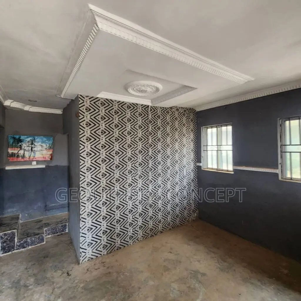 2bdrm Block of Flats in Olorunsogo for sale in Olorunsogo