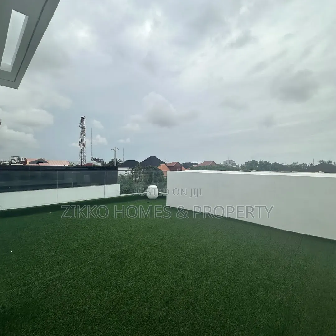 5bdrm Duplex in Lekki for sale in Lekki Phase 1