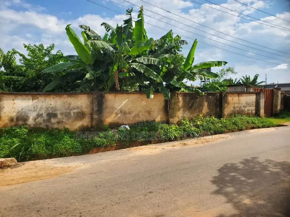 Land for Sale in Oshimili North