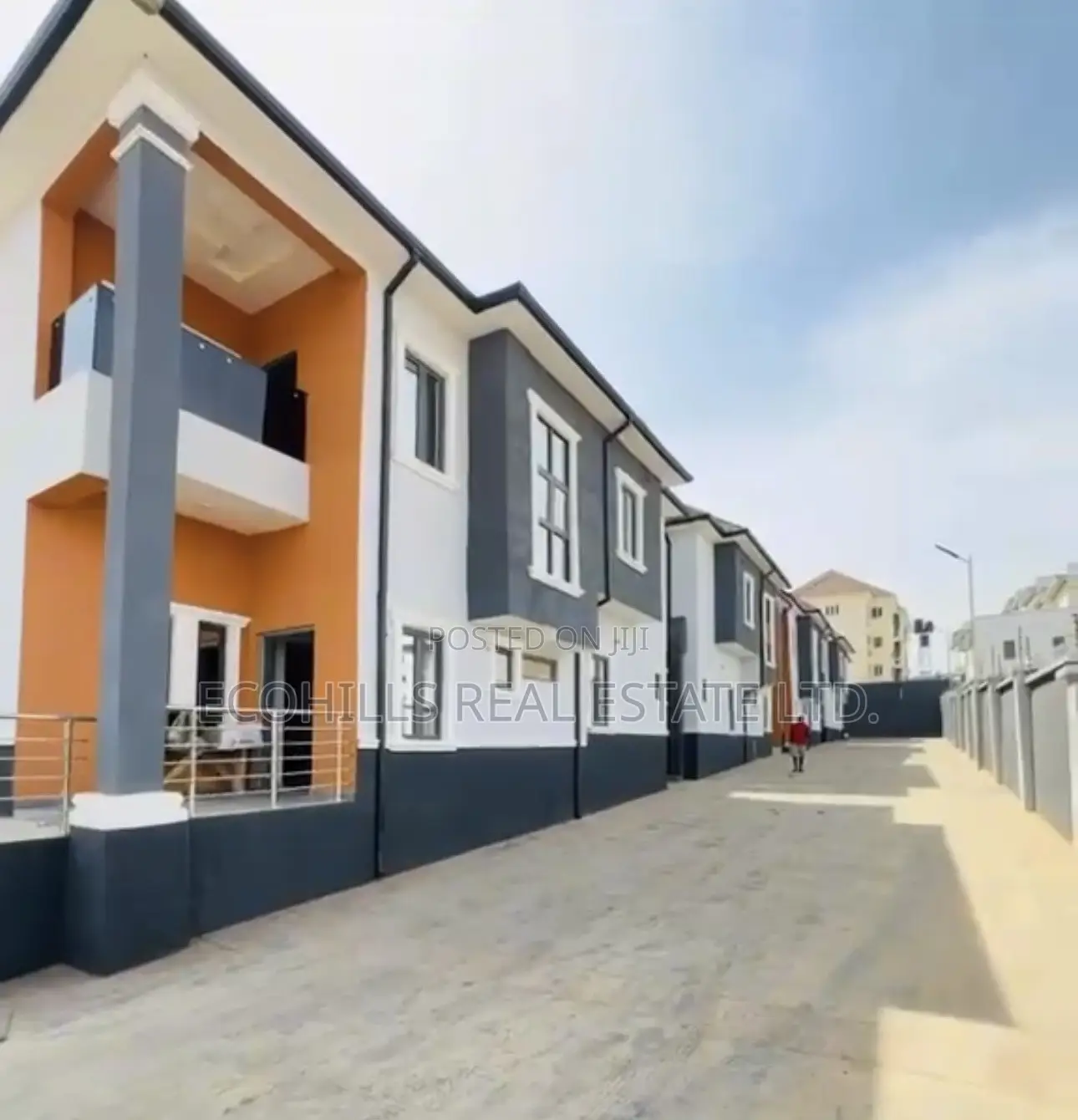 4bdrm Townhouse/Terrace in Lifecamp for sale in Life Camp