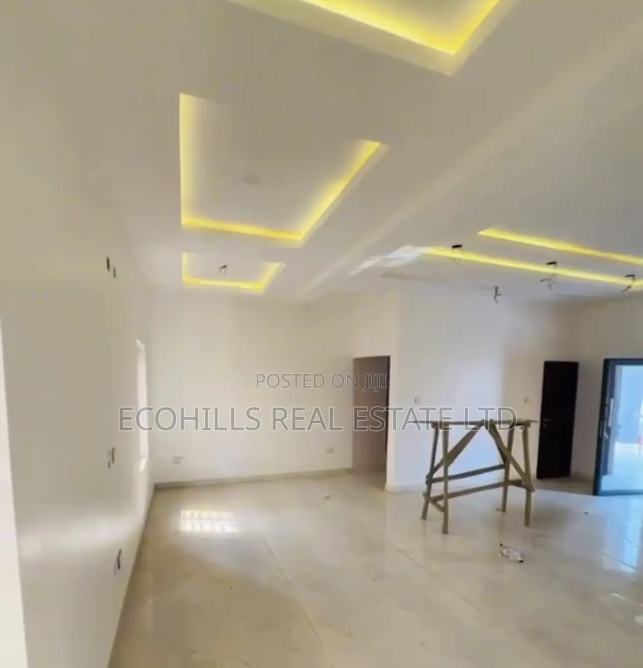 4bdrm Townhouse/Terrace in Lifecamp for sale in Life Camp