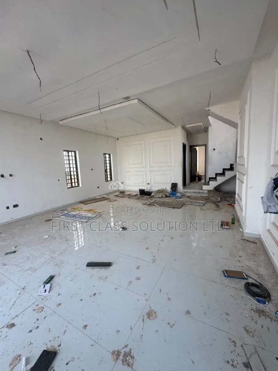 4bdrm Duplex in Enugu State for sale in Enugu State