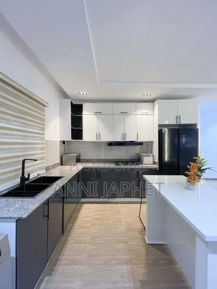 Furnished 3bdrm Duplex in Ajah, Ajiwe for sale in Ajiwe