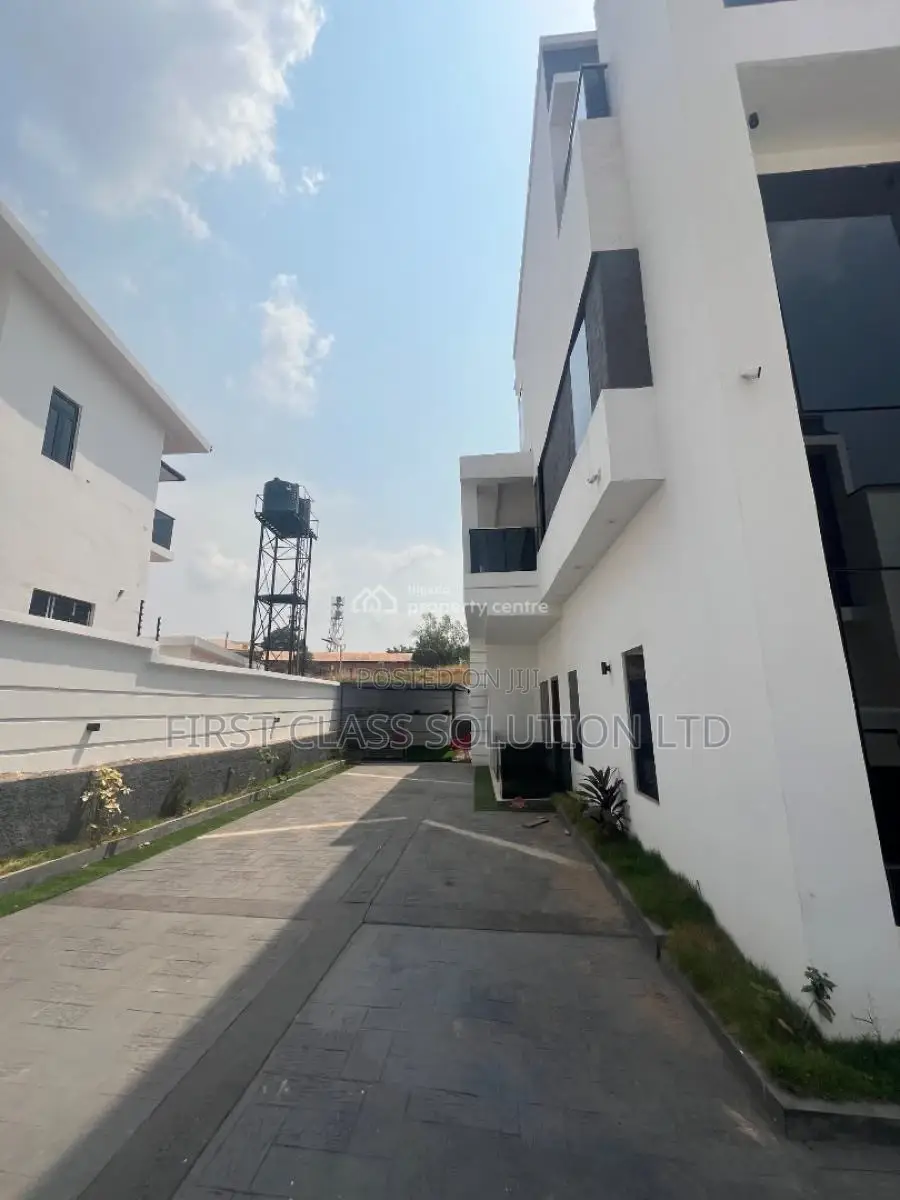 Furnished 5bdrm Duplex in Enugu State for sale in Enugu State