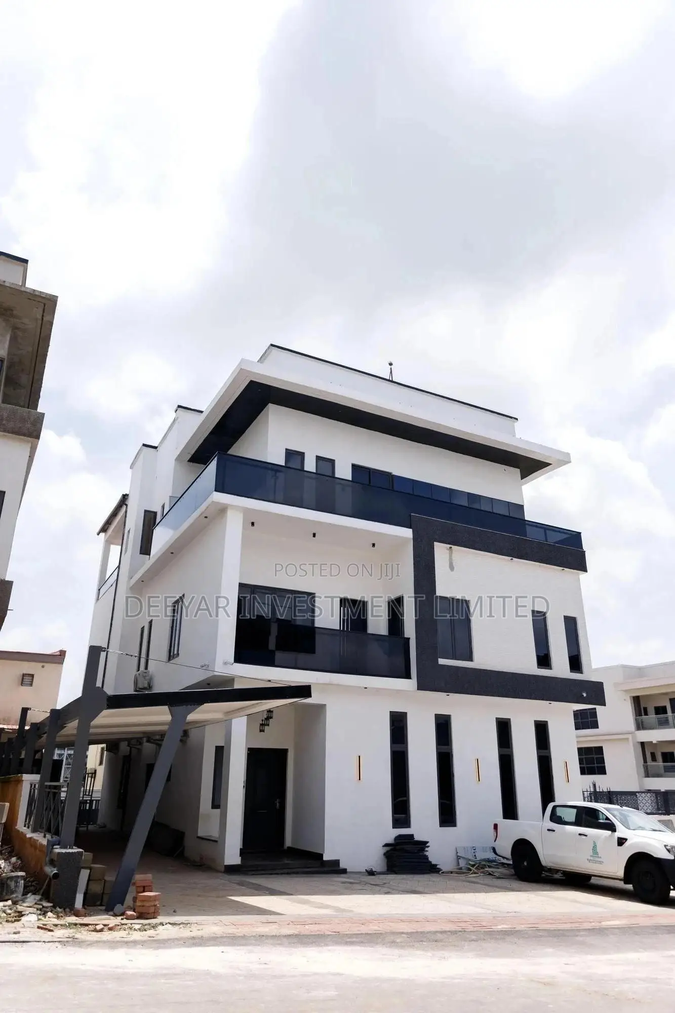 Furnished 6bdrm Duplex in Greenhills Luxury, Guzape District for sale in Guzape District
