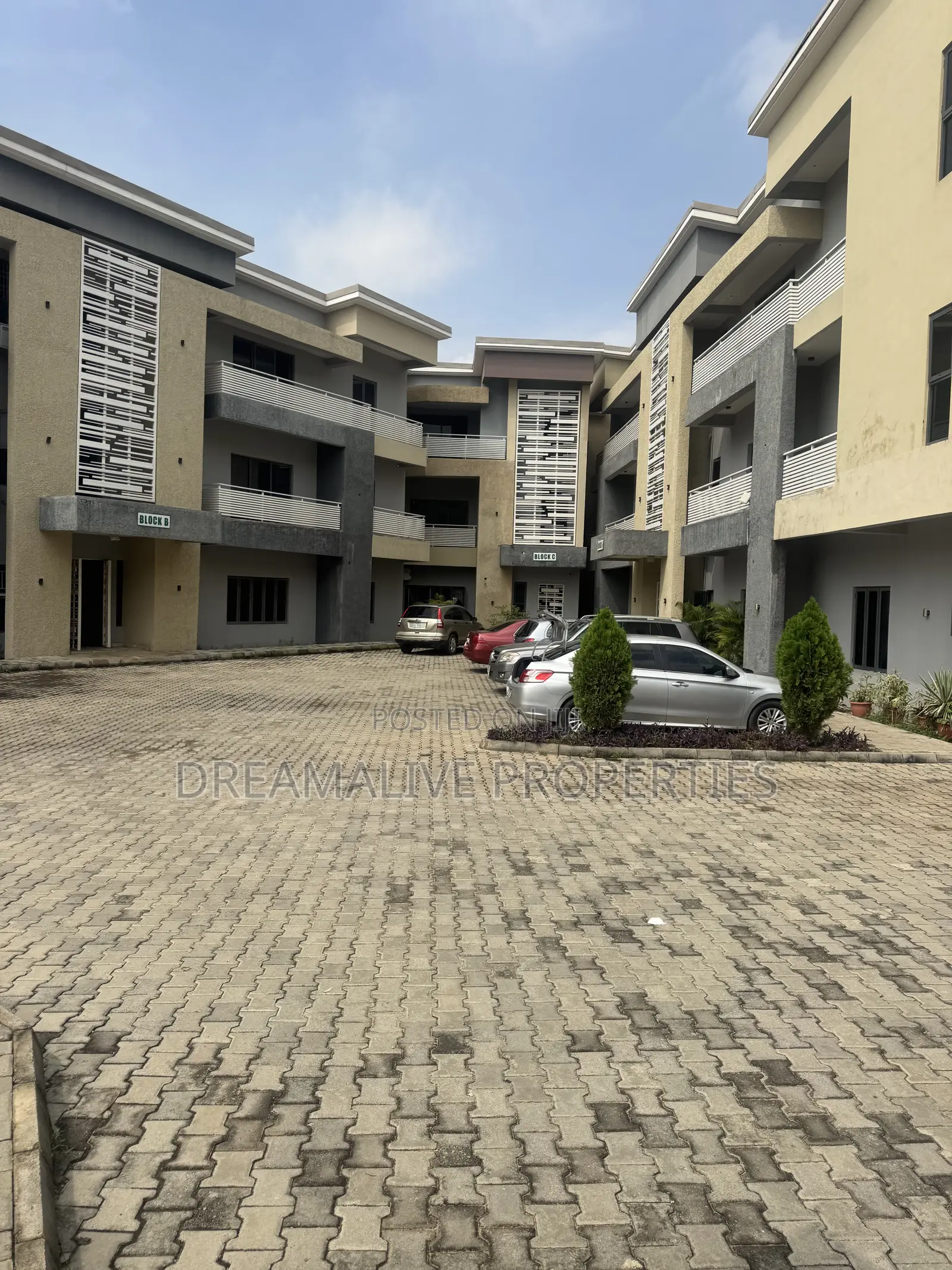 3bdrm Apartment in Trans Engineering, Dawaki for sale in Dawaki