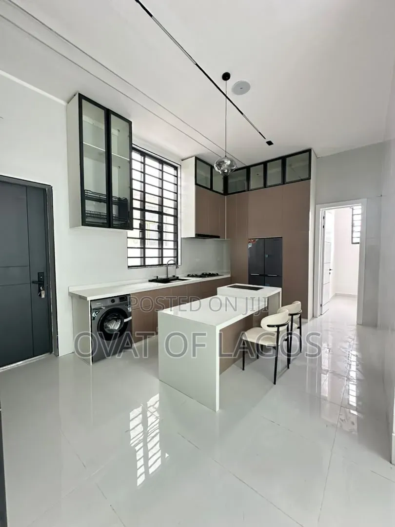 5bdrm Duplex in Orchid, Lekki Expressway for sale in Lekki Expressway
