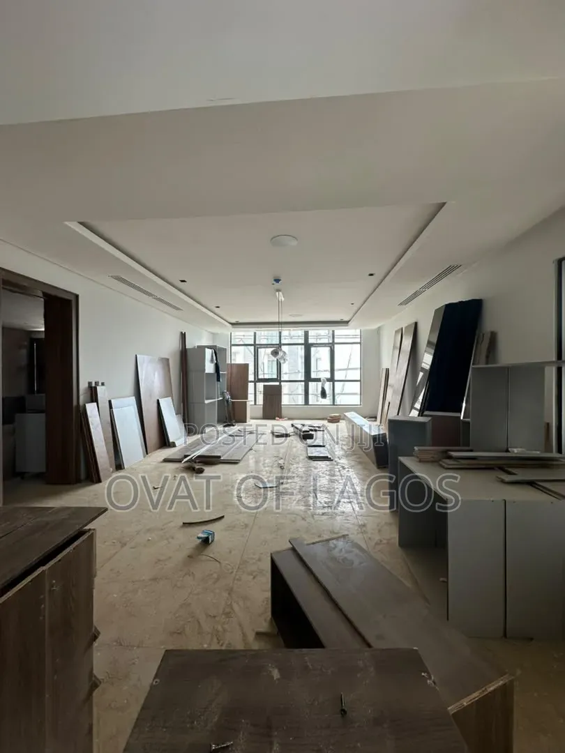 5bdrm Maisonette in Banana Island for sale in Banana Island