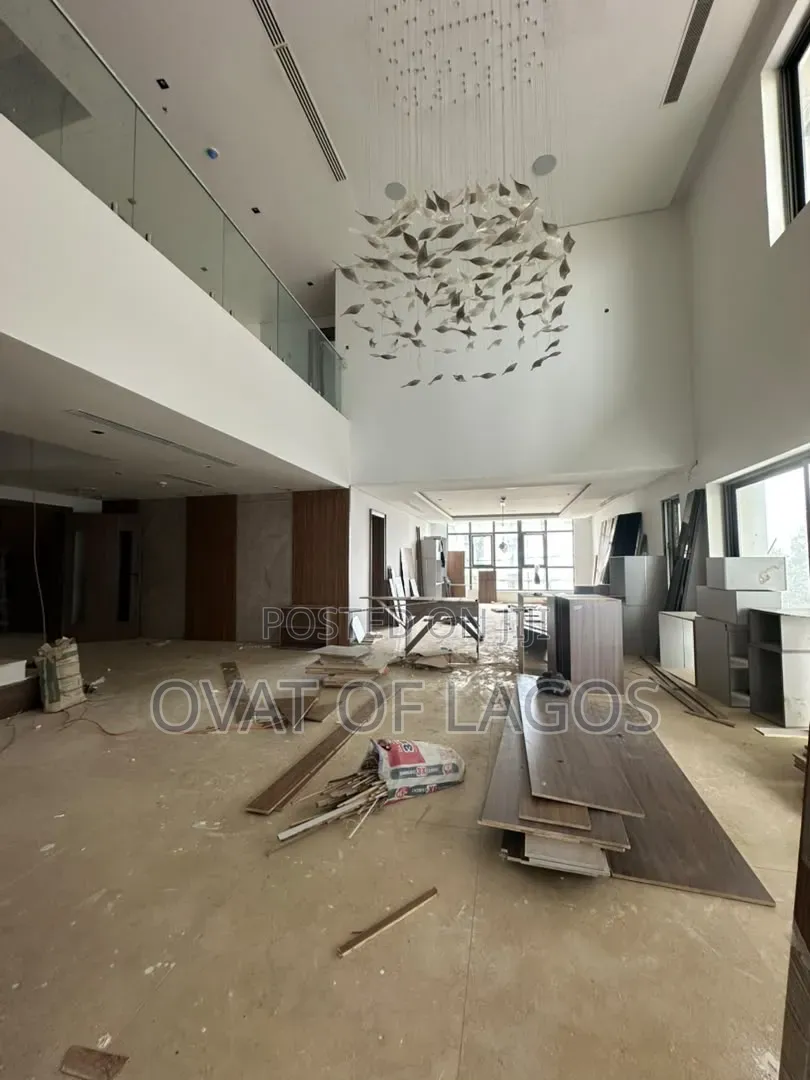 5bdrm Maisonette in Banana Island for sale in Banana Island