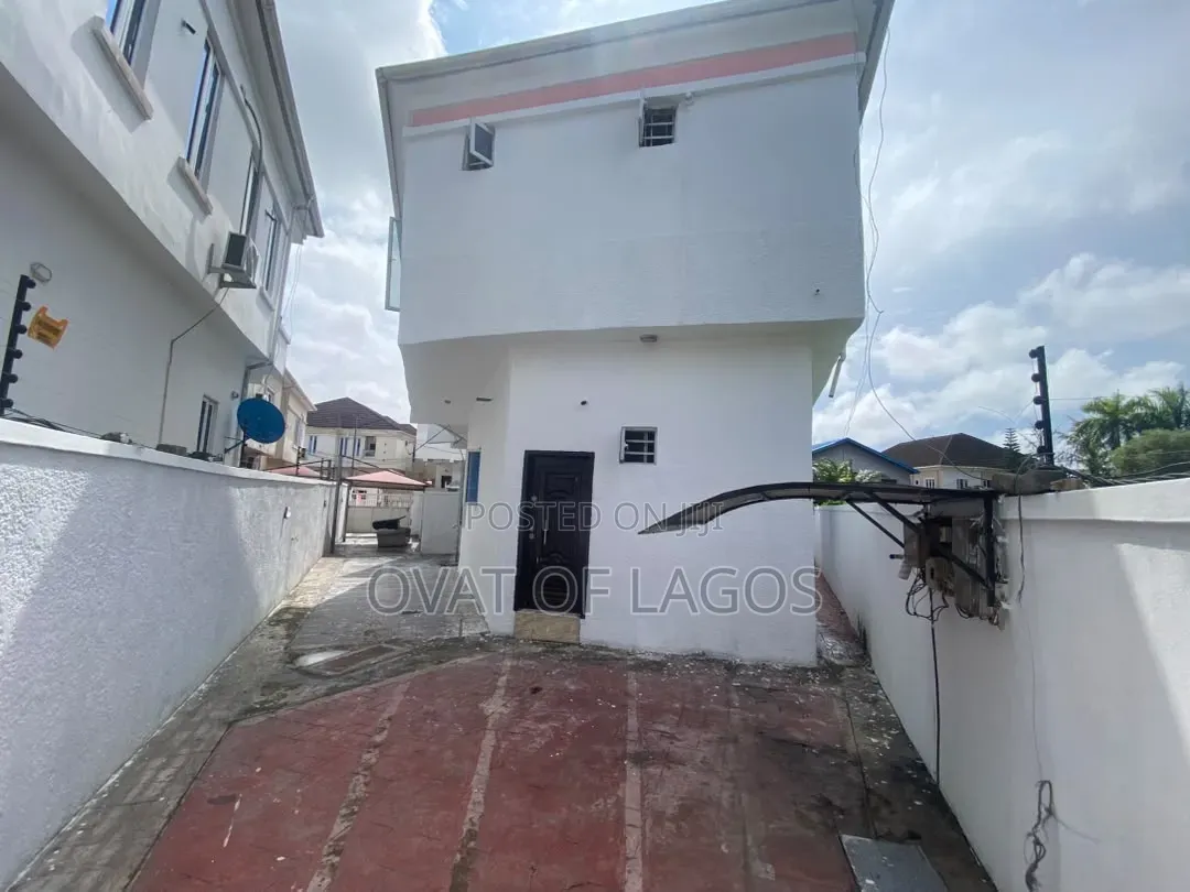 4bdrm Duplex in Thomas Estate for rent in Thomas Estate