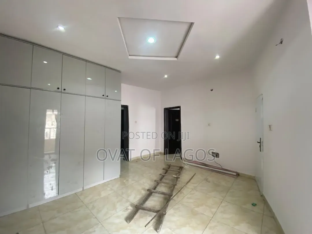 4bdrm Duplex in Thomas Estate for rent in Thomas Estate