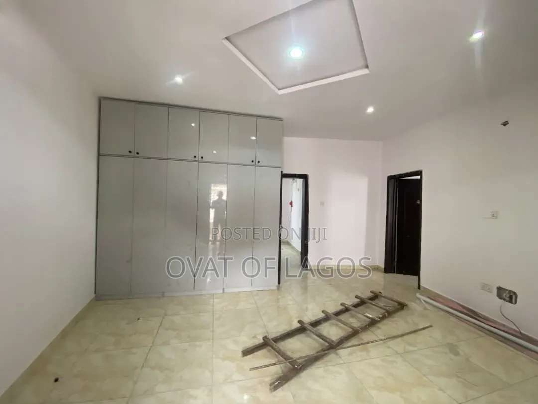 4bdrm Duplex in Thomas Estate for rent in Thomas Estate