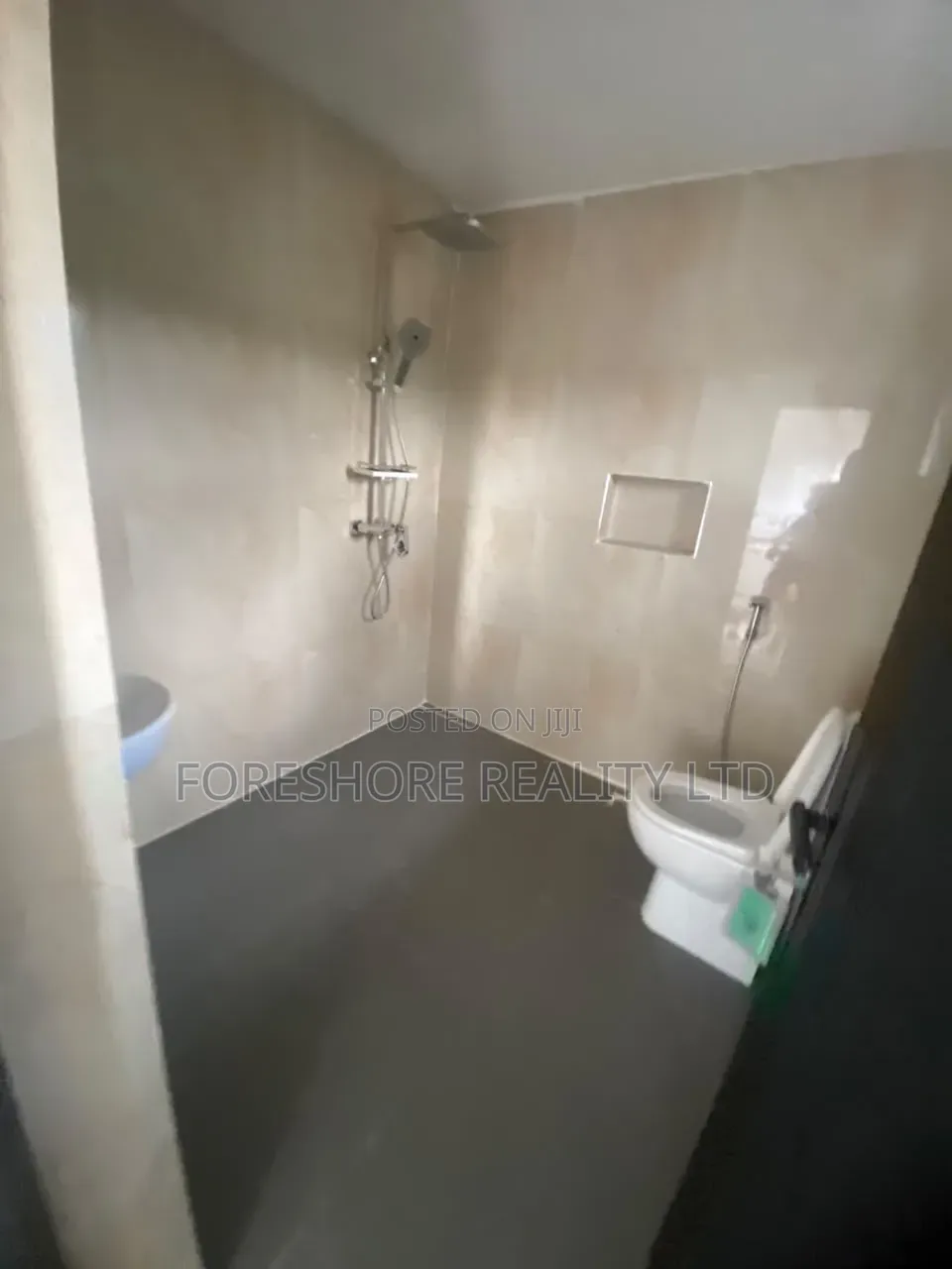3bdrm Apartment in Oregun for rent in Oregun