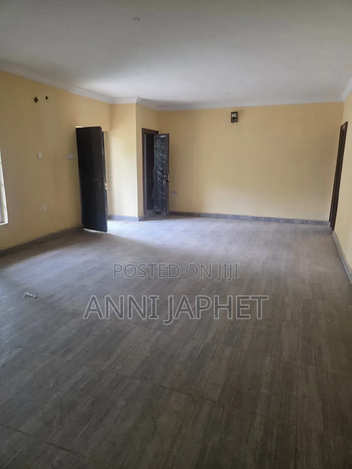 3bdrm Apartment in Ipaya, Egbeda for sale in Egbeda