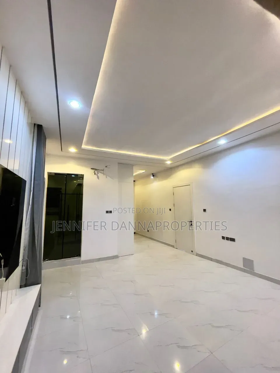 5bdrm Duplex in Sangotedo for sale in Sangotedo