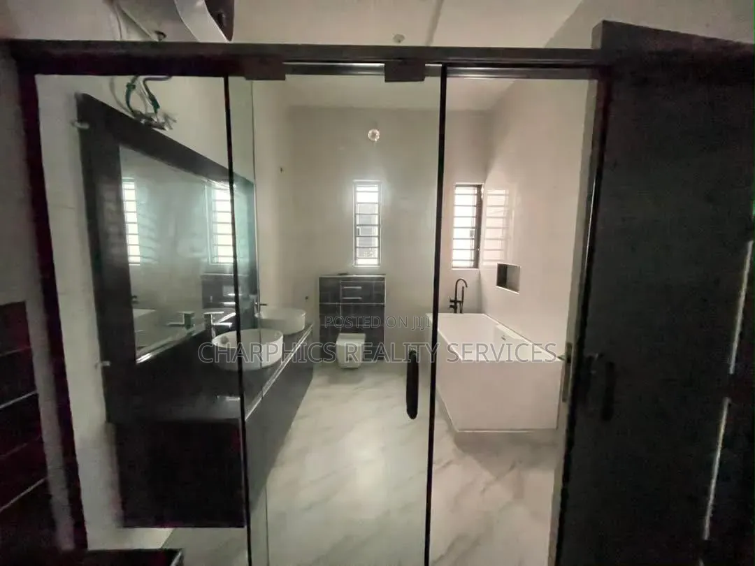 3bdrm Apartment in Ikeja GRA for sale in Ikeja GRA
