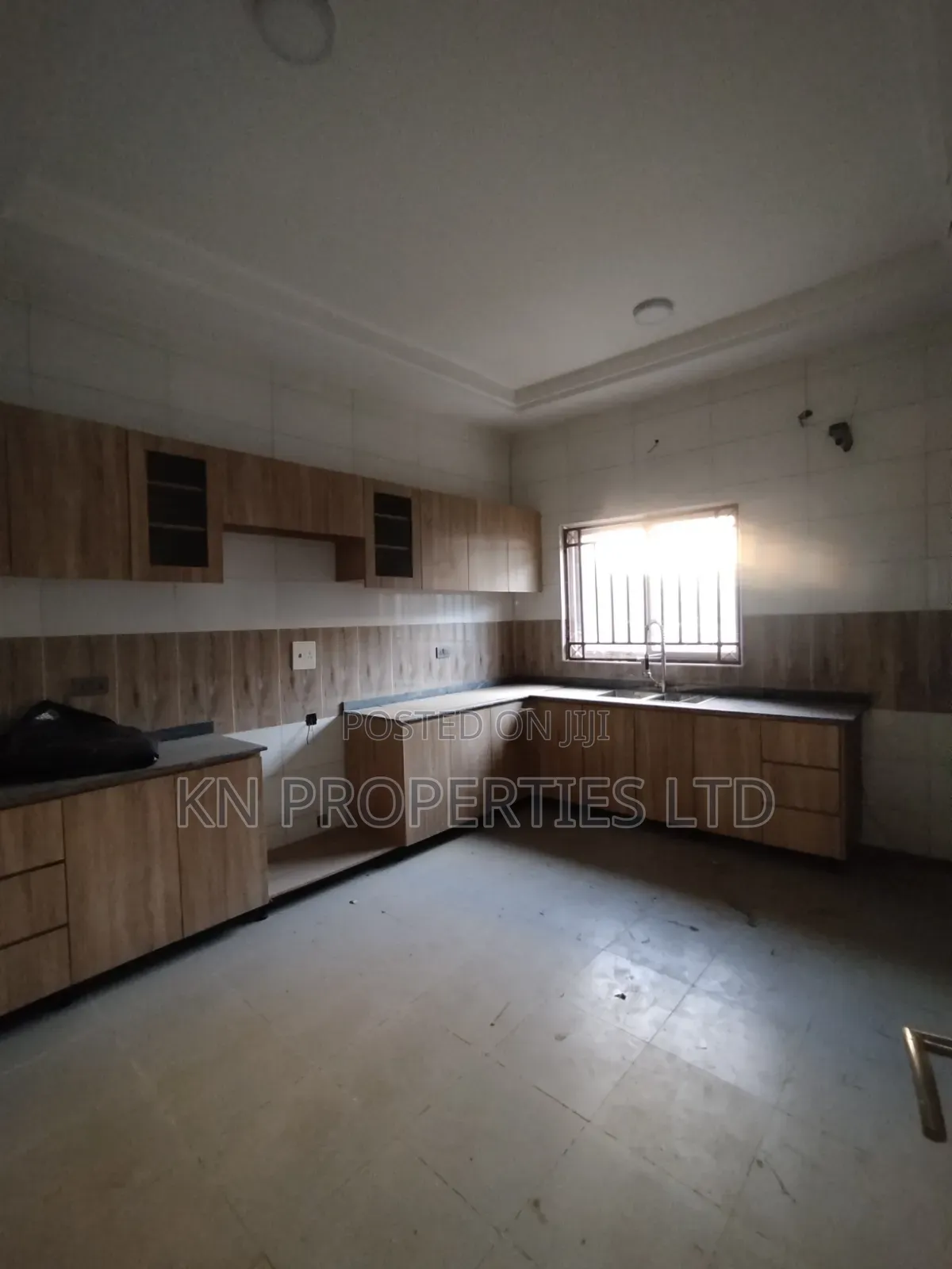 4bdrm Duplex in Durumi for sale in Durumi