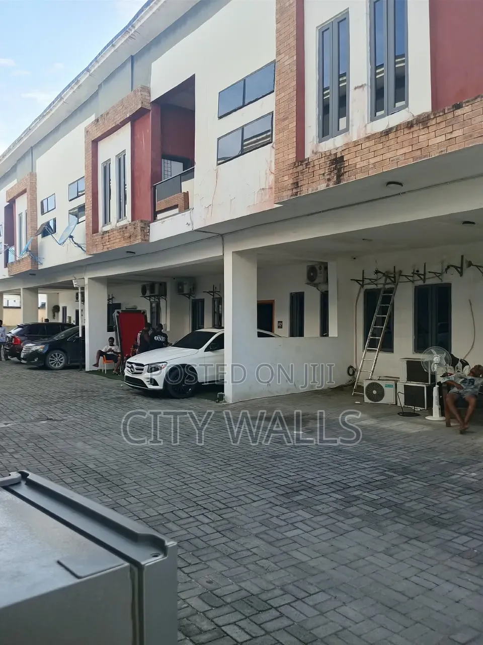 4bdrm Townhouse / Terrace in Spring Garden Estate, Chevron for rent in Chevron
