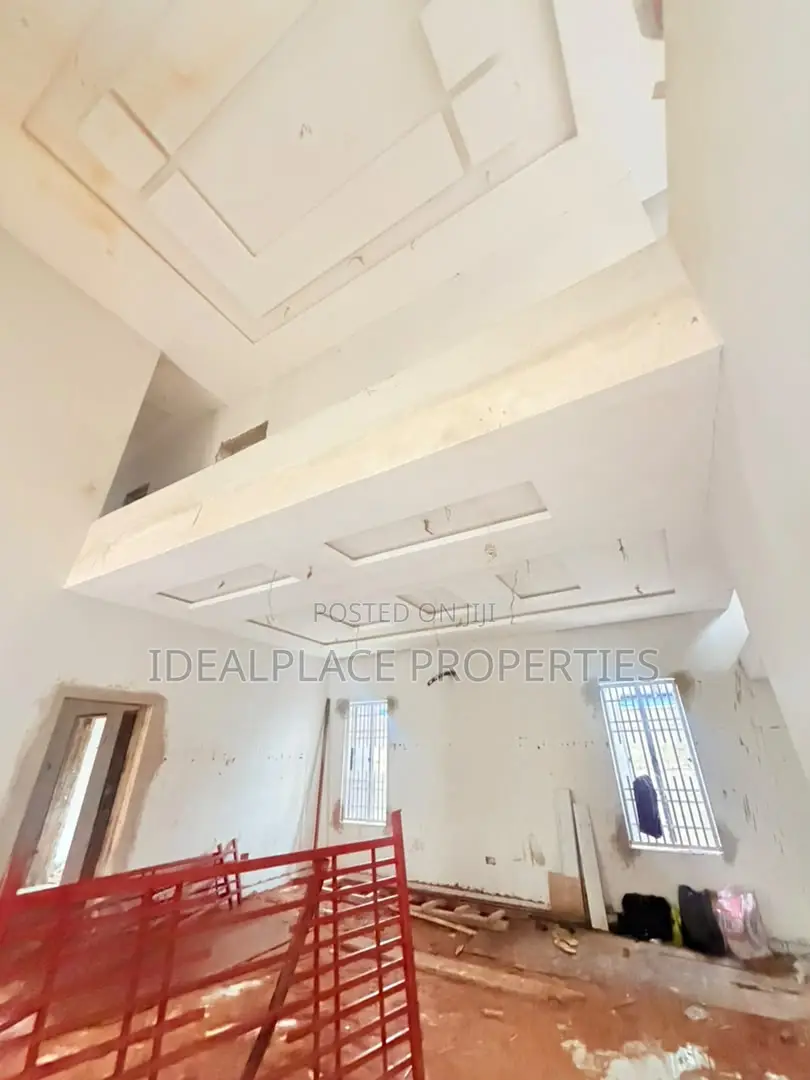 5bdrm Duplex in Omole Phase 1 for sale in Omole Phase 1