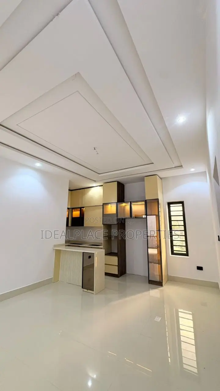 2bdrm Apartment in Old Bodija for sale in Old Bodija
