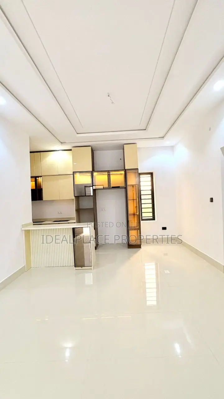 2bdrm Apartment in Old Bodija for sale in Old Bodija