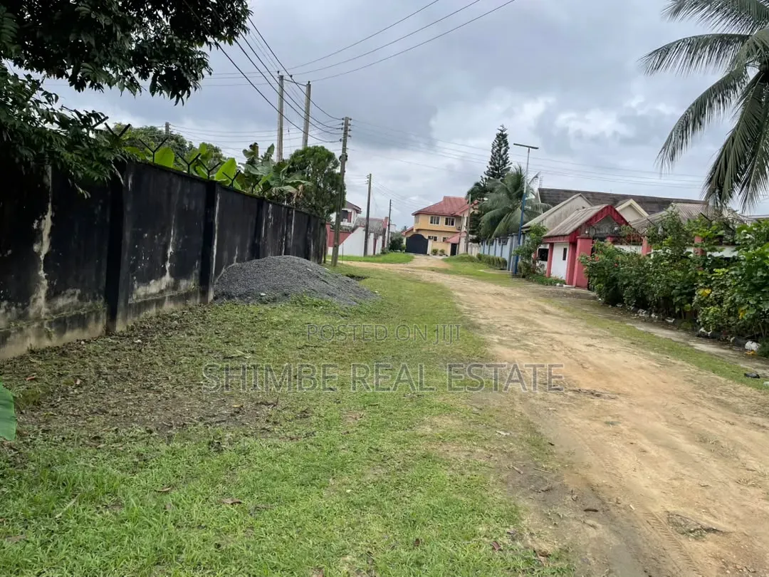 4bdrm Duplex in Ewet Housing Estate, Uyo for sale in Uyo