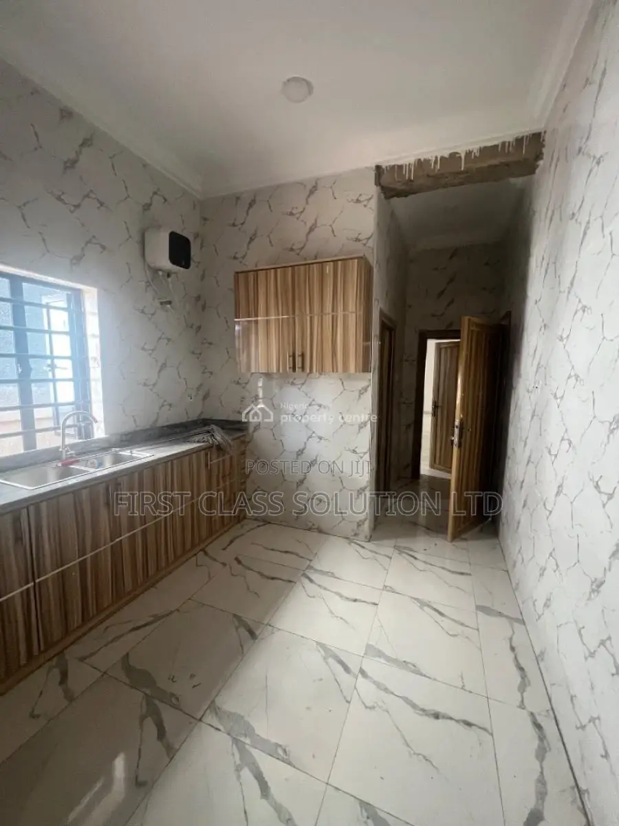 4bdrm Duplex in Enugu State for sale in Enugu State