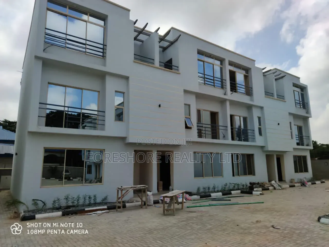 3bdrm Townhouse/Terrace in Ikeja Gra for sale in Ikeja GRA