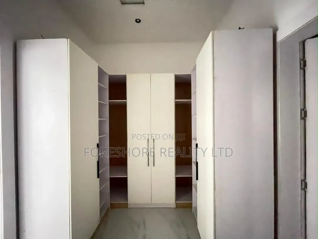 5bdrm Duplex in Ikeja Gra for sale in Ikeja GRA