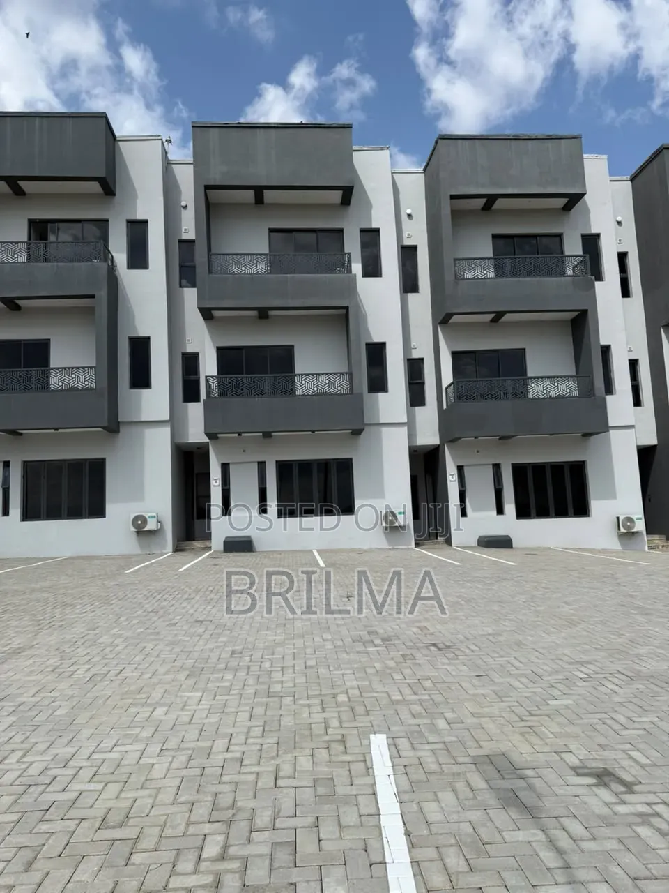 4bdrm Duplex in Guzape District for sale in Guzape District