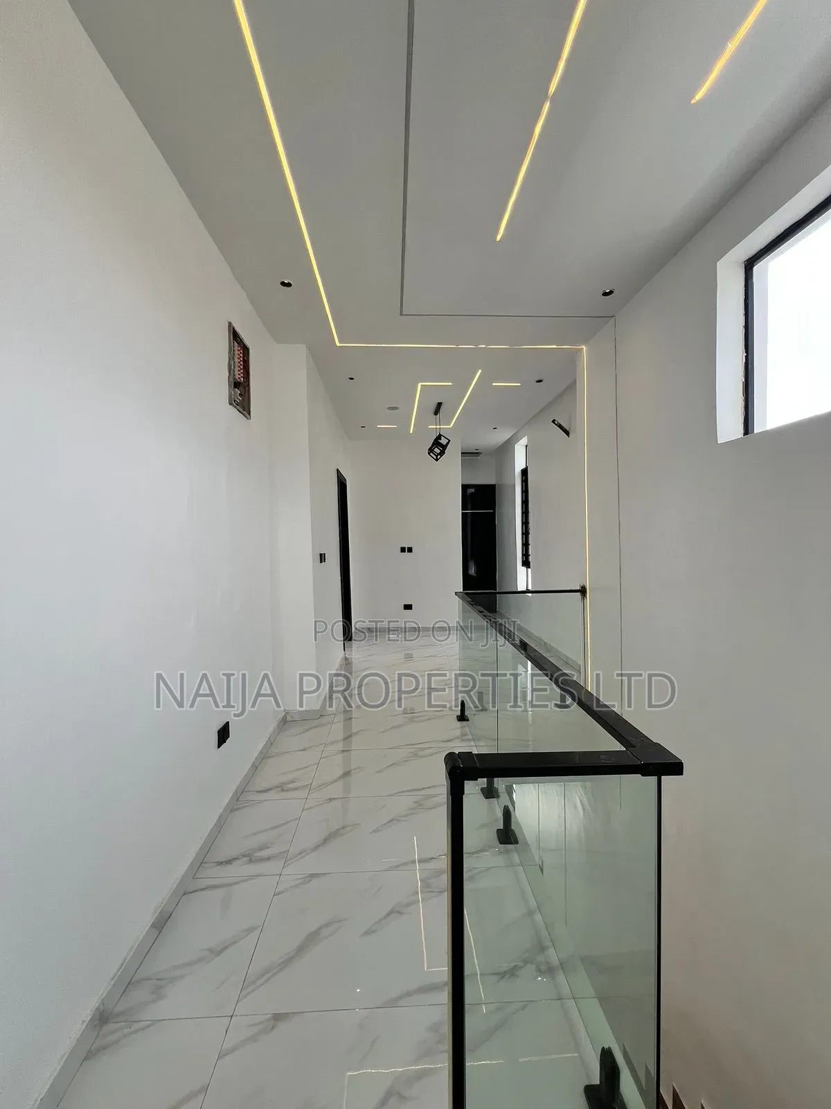 4bdrm Duplex in Ikota for sale in Ikota