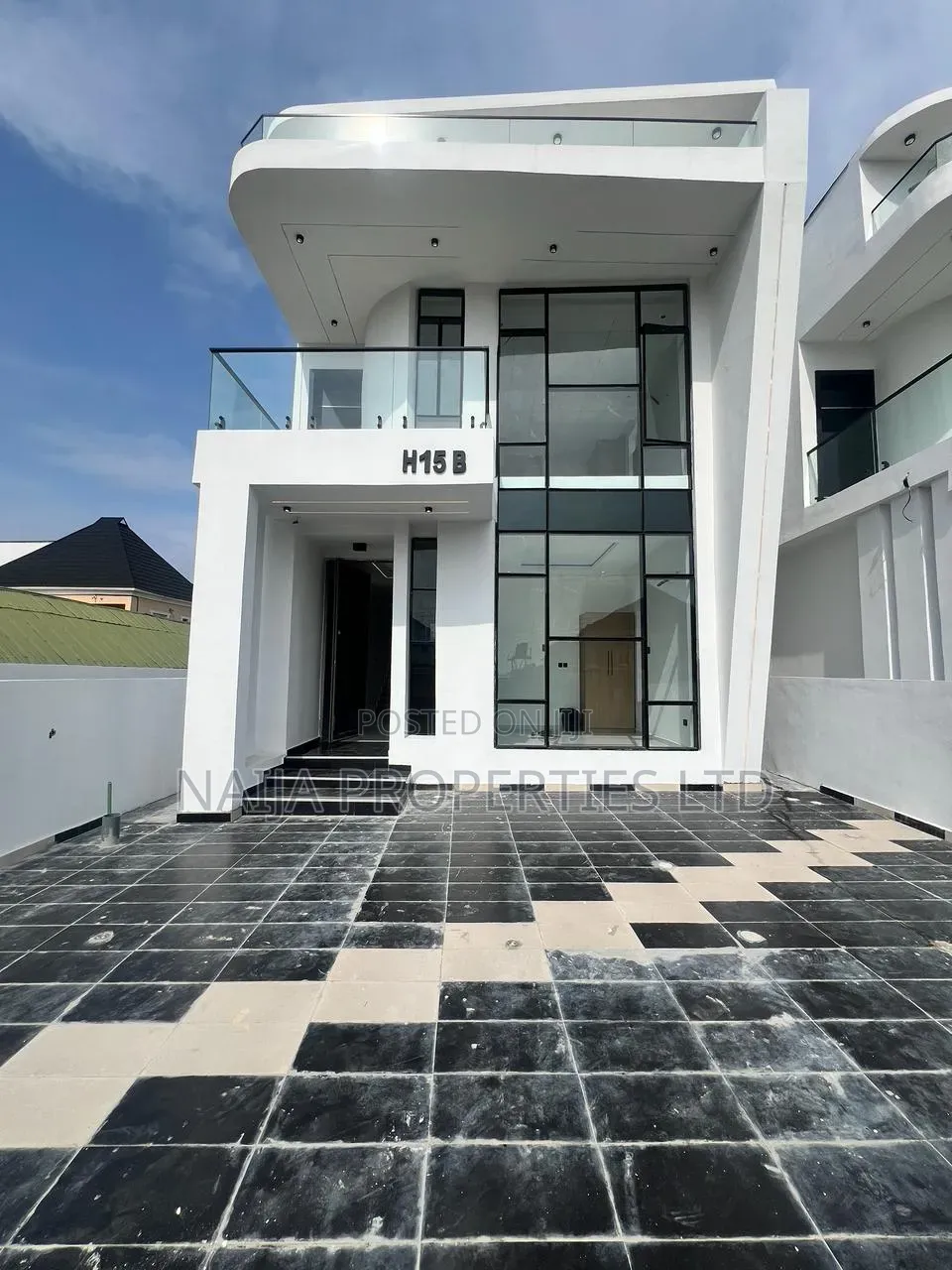 4bdrm Duplex in Ikota for sale in Ikota