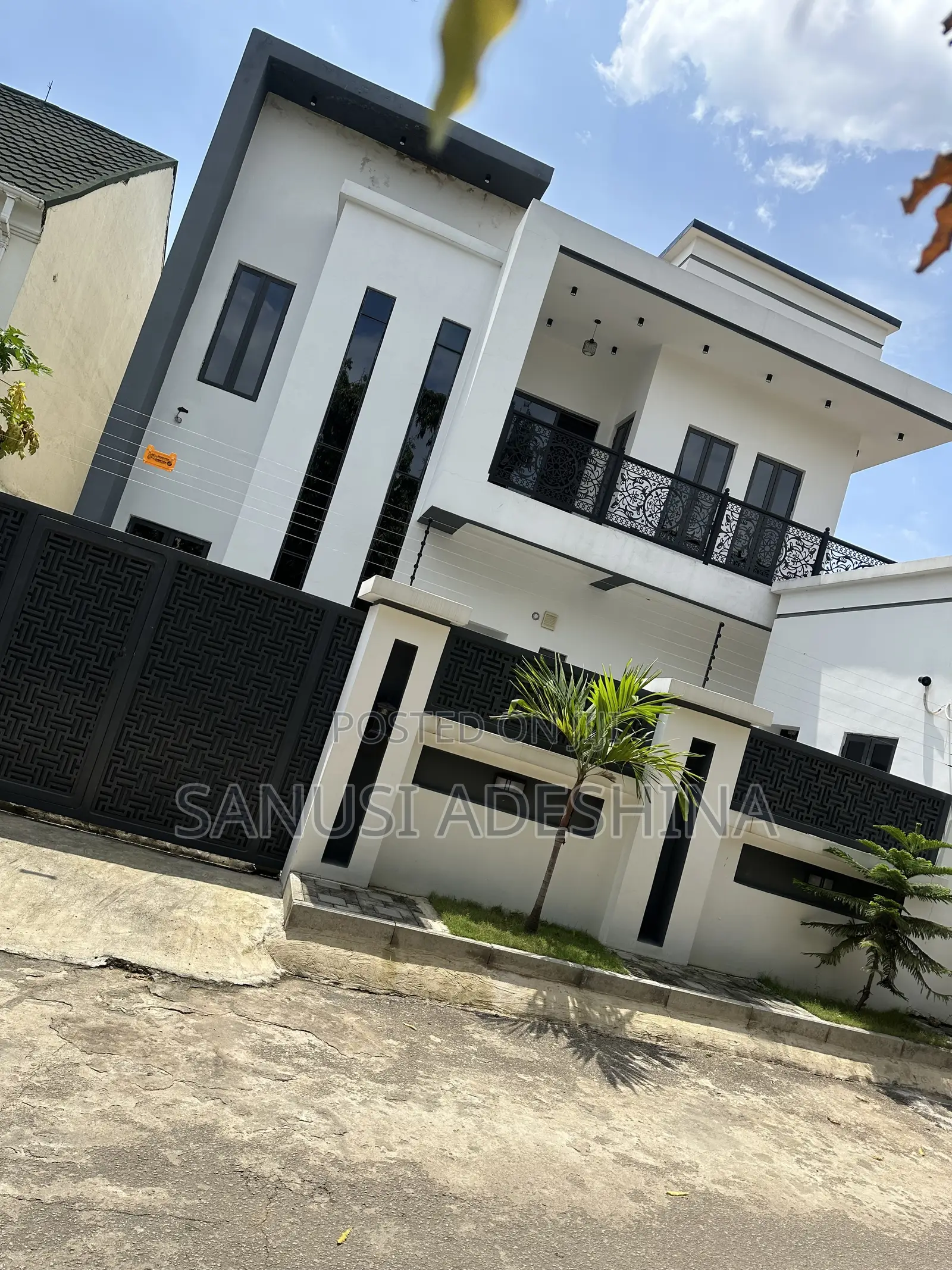 4bdrm Duplex in Life Camp,Fct Abuja for sale in Life Camp