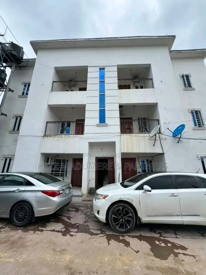 6bdrm Block of Flats in Cedarwood Estate, New Layout for sale in New Layout