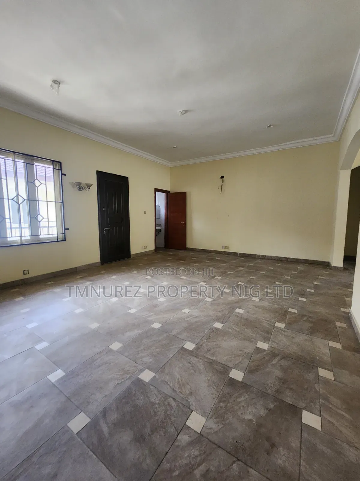 3bdrm Apartment in Chevron for rent in Chevron