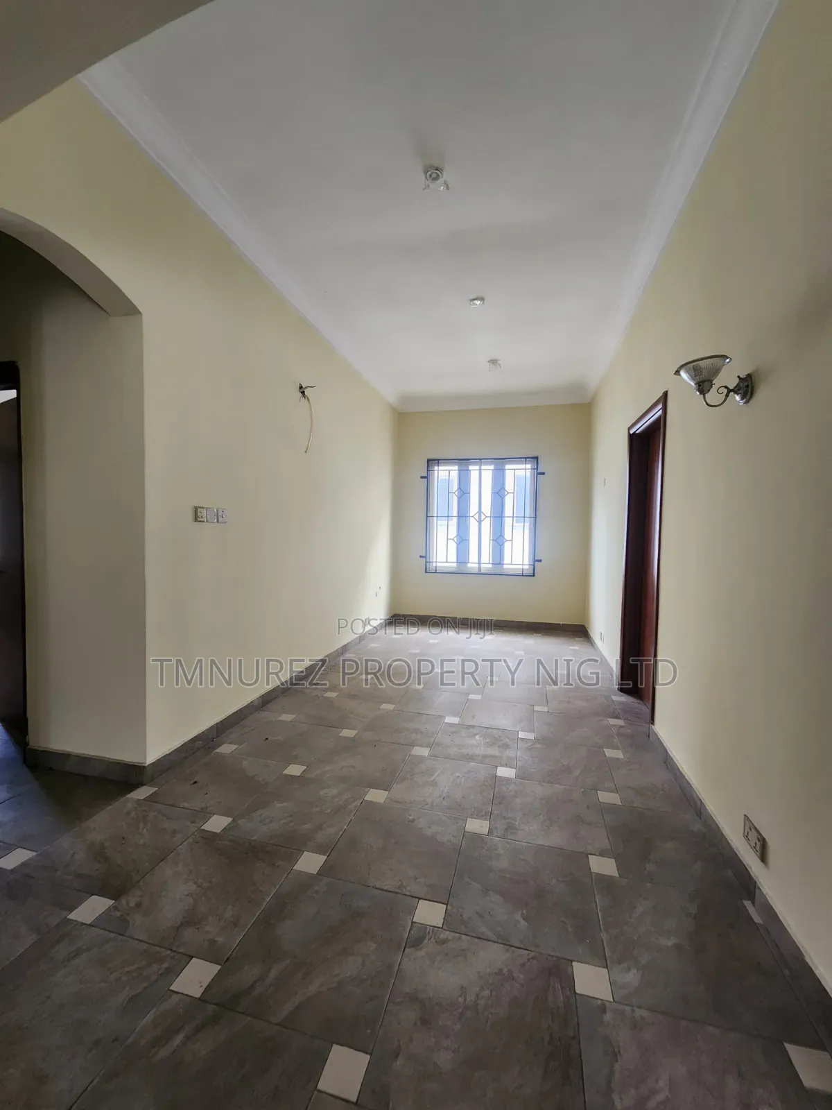 3bdrm Apartment in Chevron for rent in Chevron