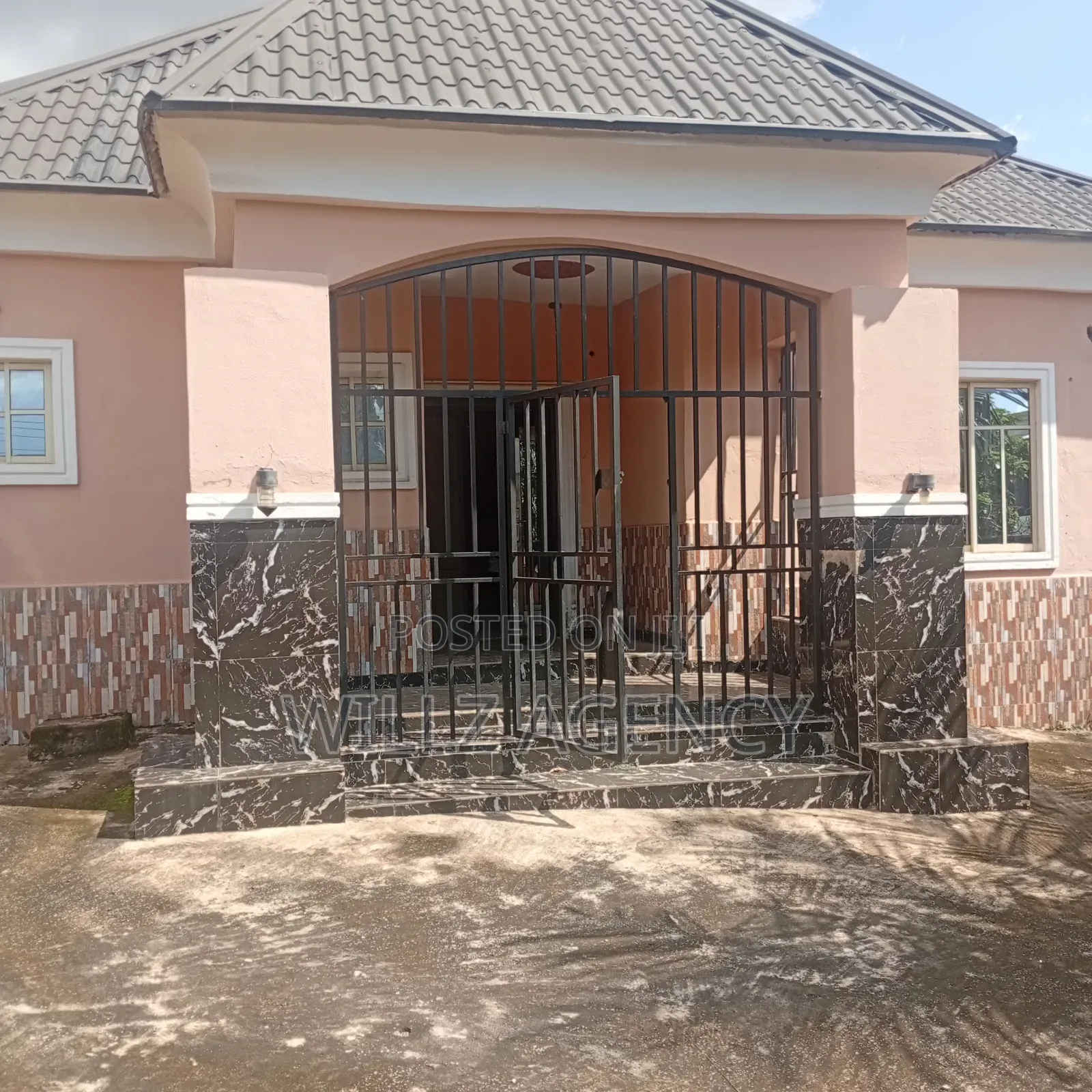 Furnished 4bdrm Bungalow in Enugu for sale in Enugu