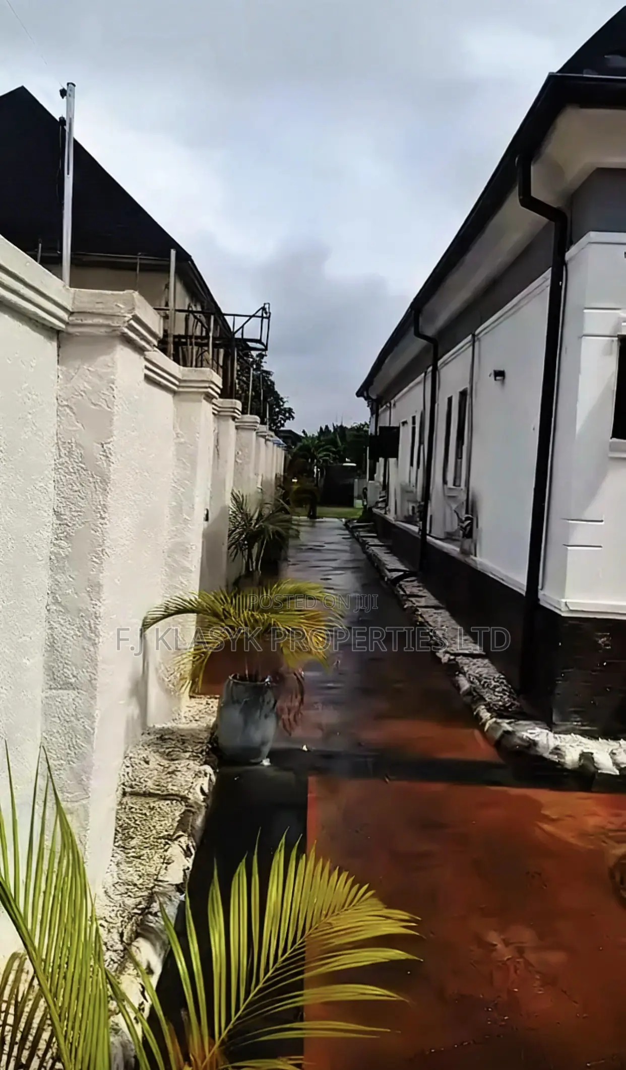 4bdrm Bungalow in Benin City for sale in Benin City