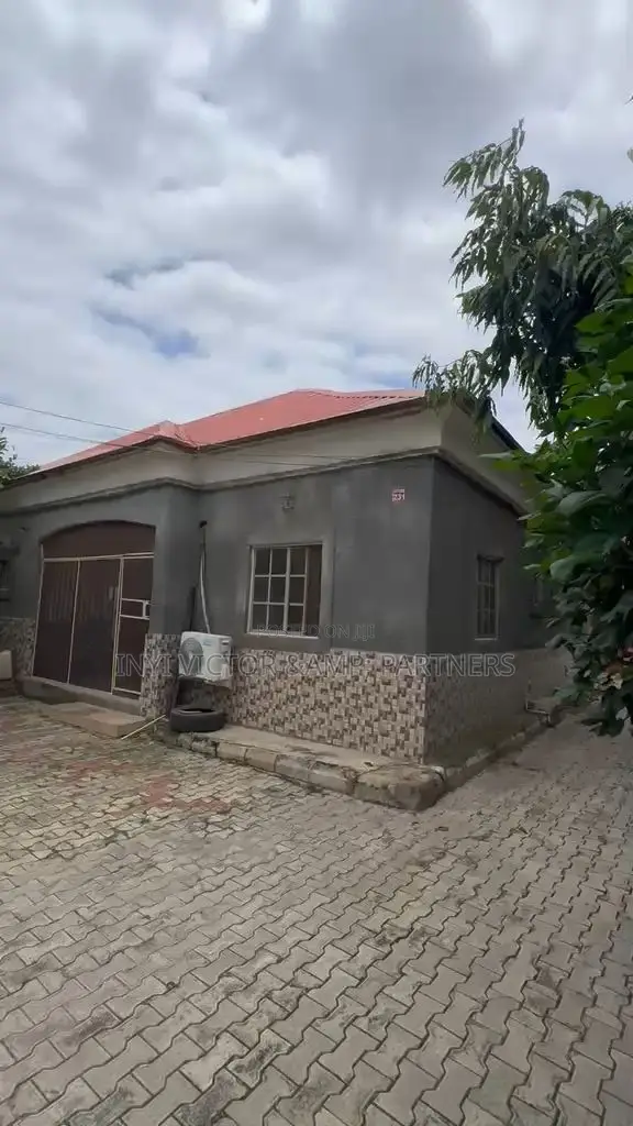 2bdrm Bungalow in FHA for sale in FHA
