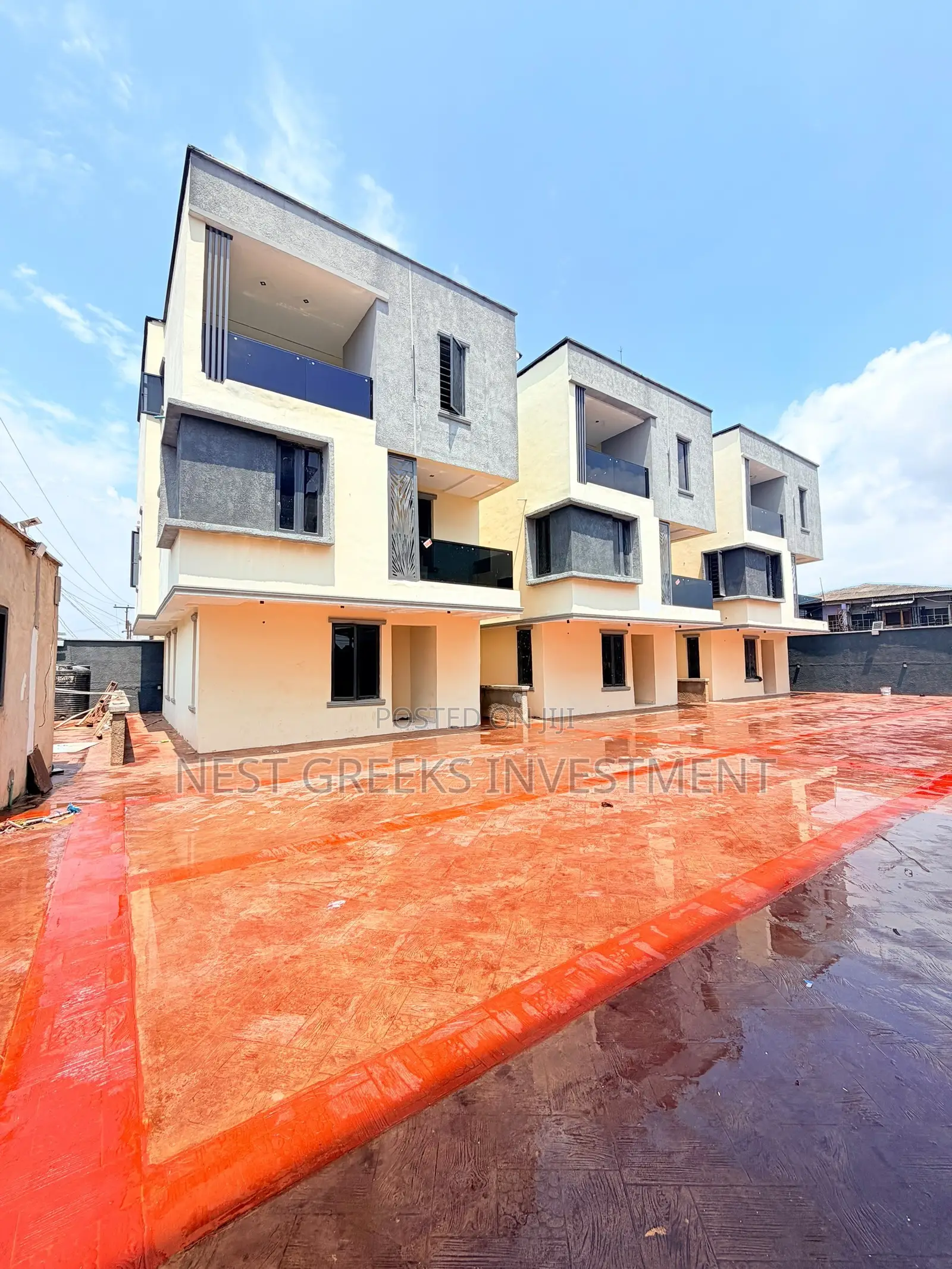 4bdrm Duplex in Aguda / Ogba for sale in Aguda / Ogba