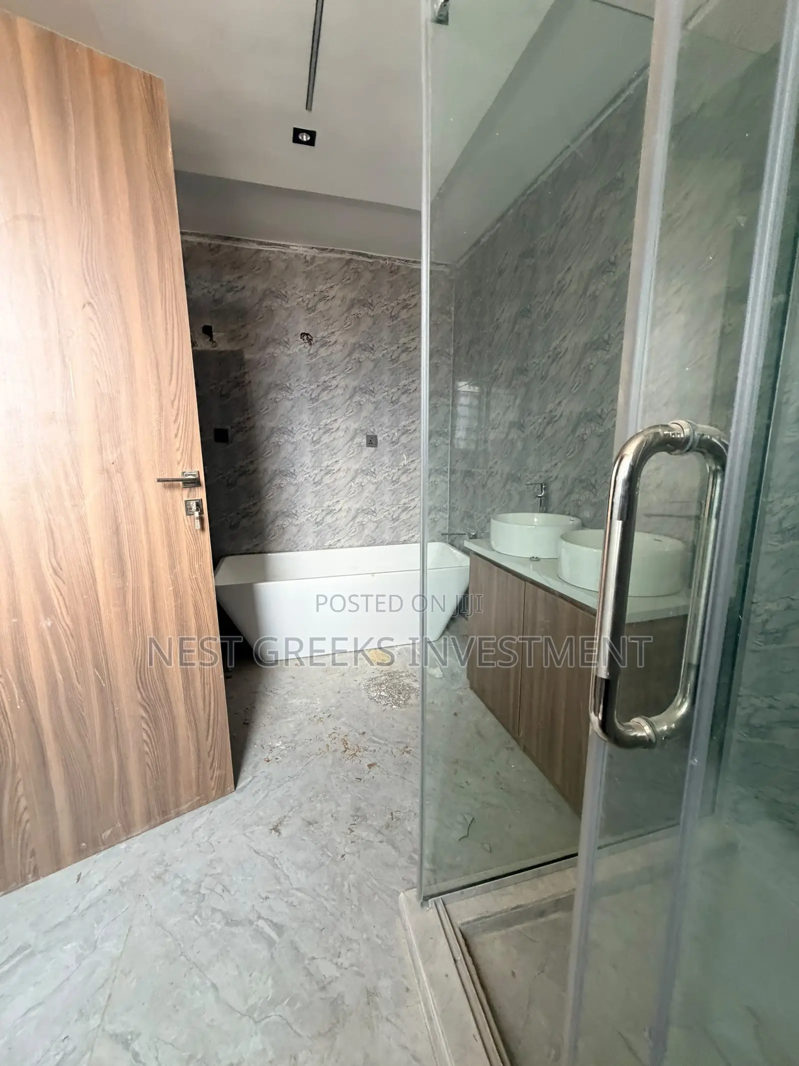 4bdrm Duplex in Aguda / Ogba for sale in Aguda / Ogba