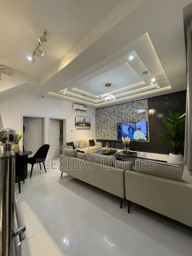 Furnished 4bdrm Townhouse / Terrace in Osapa london for rent in Osapa london