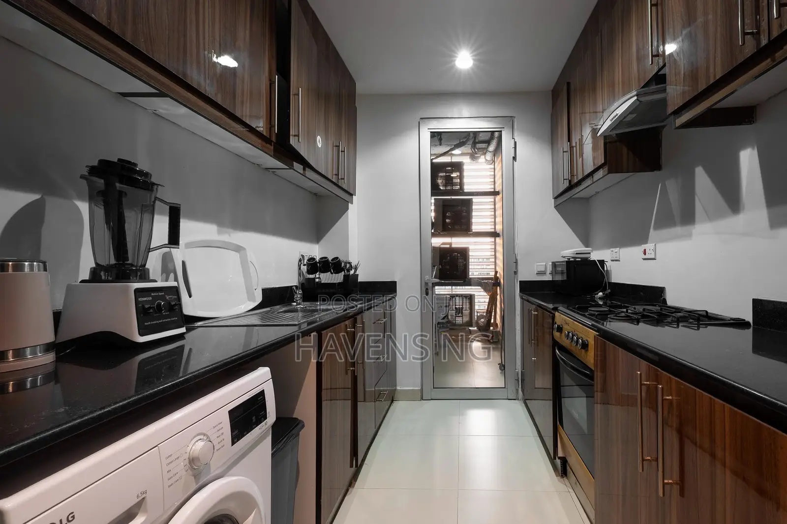 Shortlet | 3-Bedroom Direct Ocean View Apartment in Victoria Island Extension