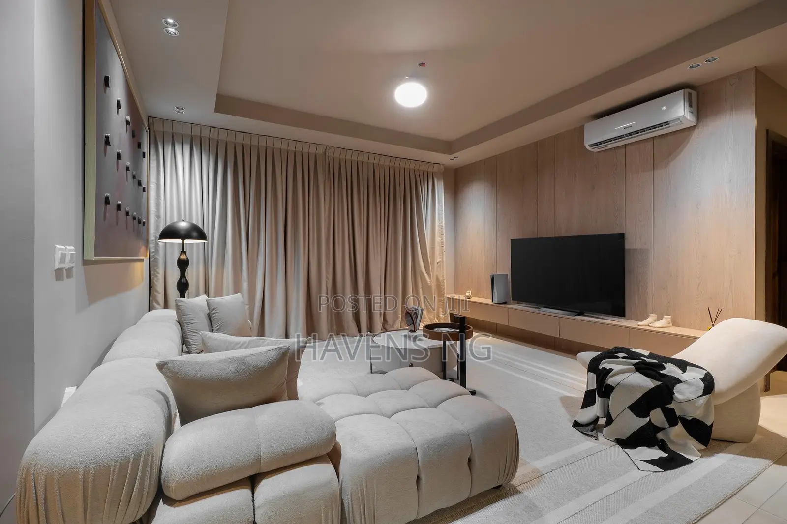 Shortlet | 3-Bedroom Direct Ocean View Apartment in Victoria Island Extension