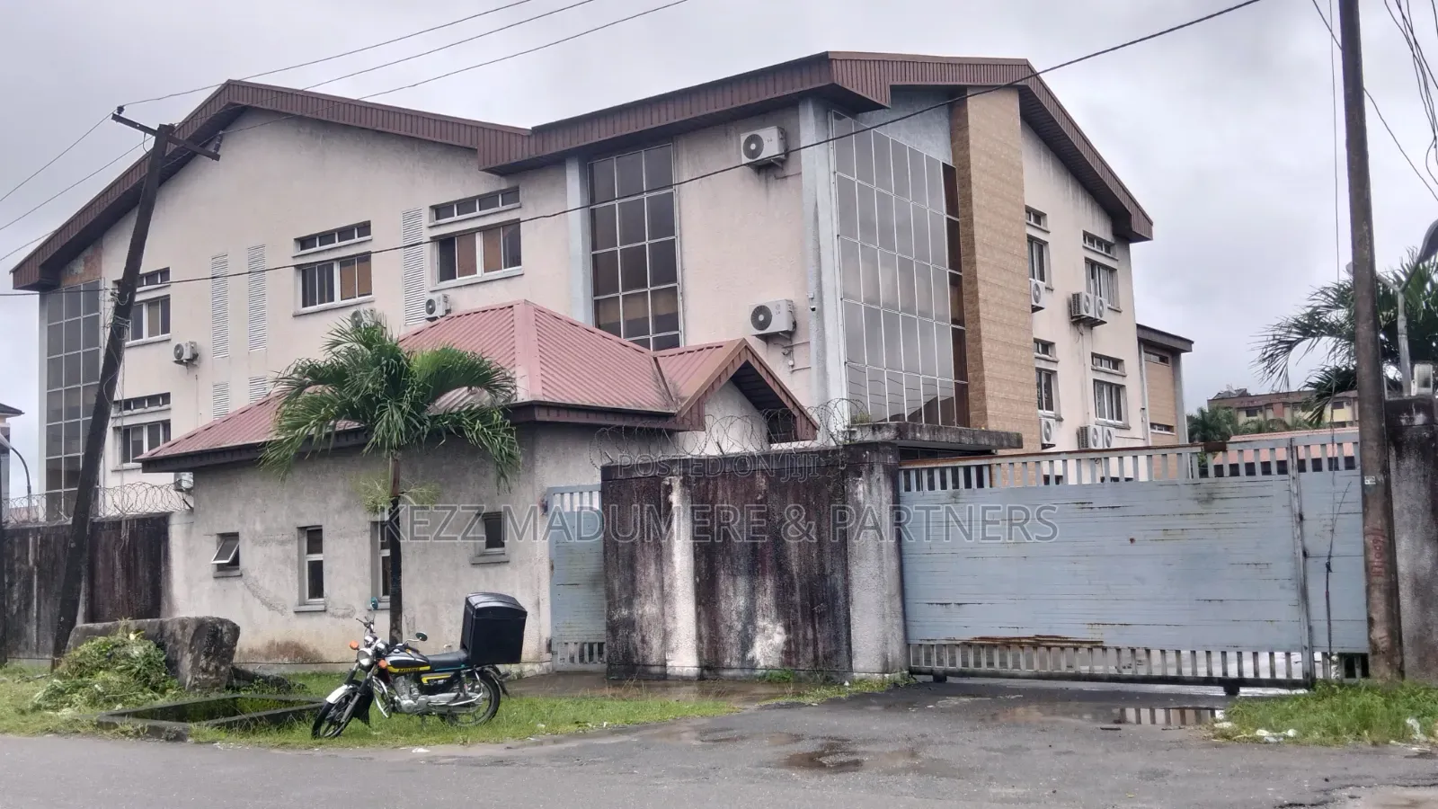 Warehouse With Offices in Trans Amadi , Port Harcourt in Trans Amadi