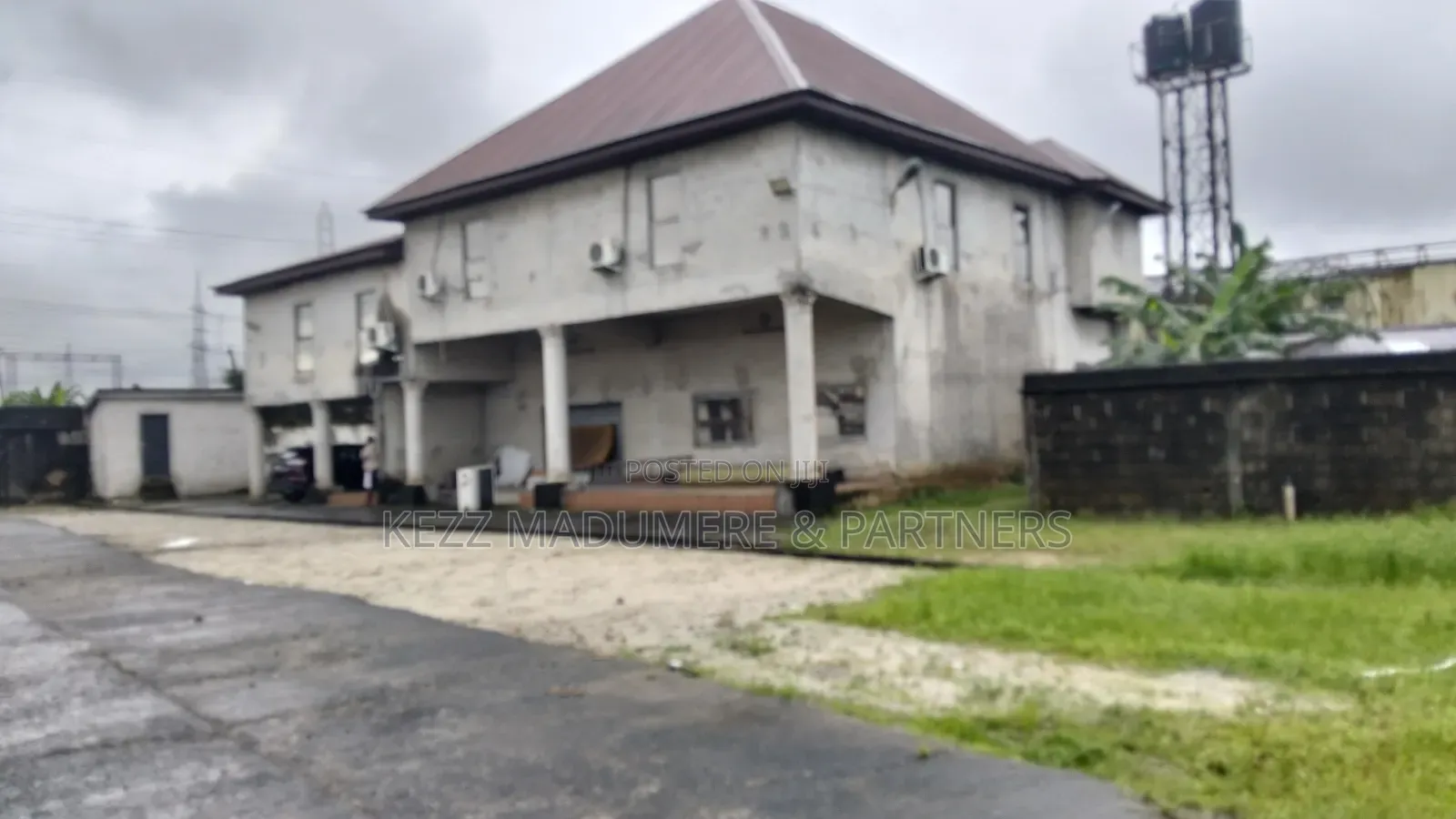 For Sale : Warehouse at Trans Amadi,port Harcourt in Trans Amadi