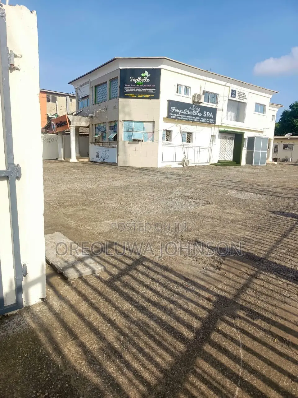 5bdrm Block of Flats in Idimu for sale in Idimu