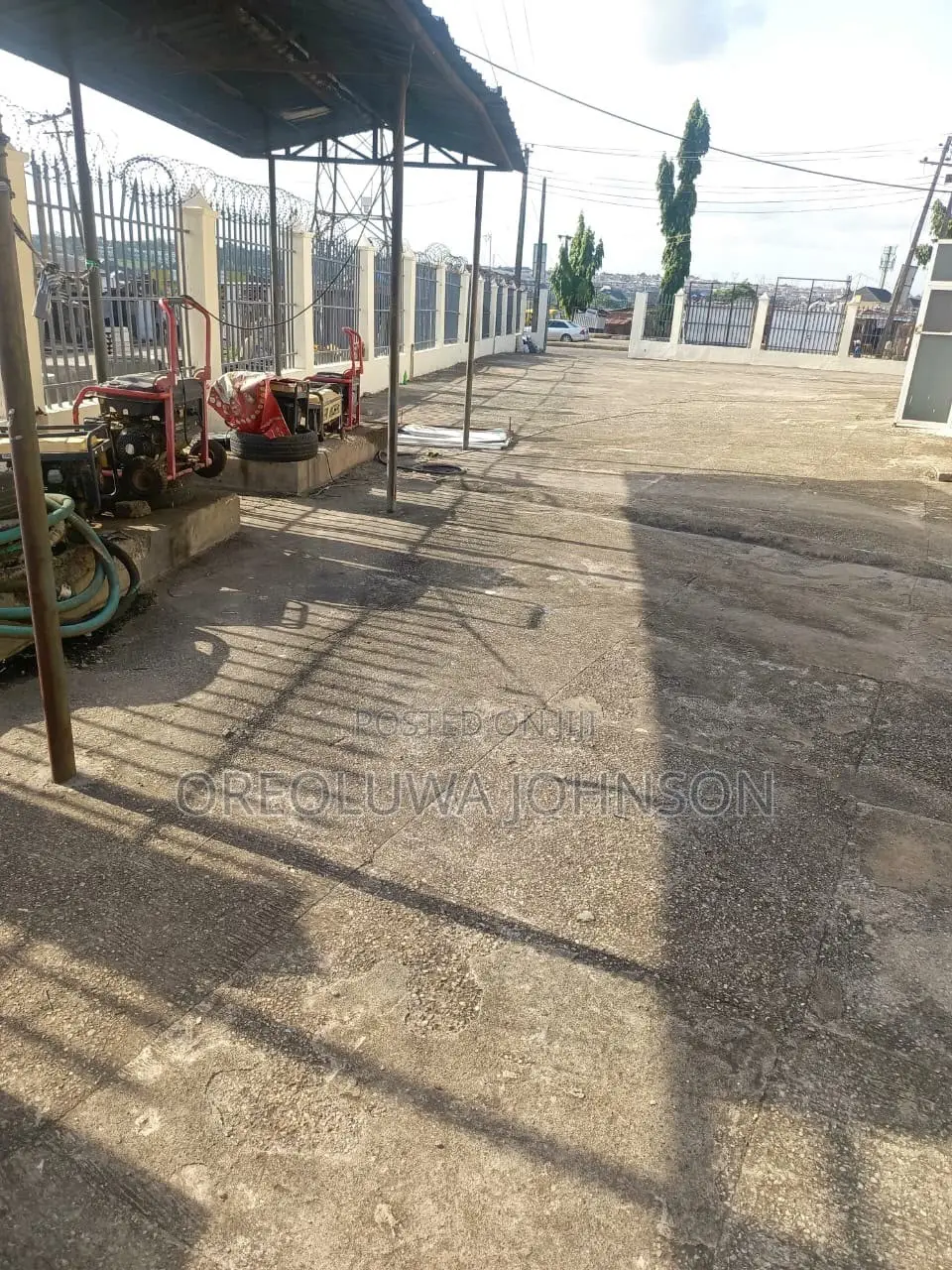 5bdrm Block of Flats in Idimu for sale in Idimu