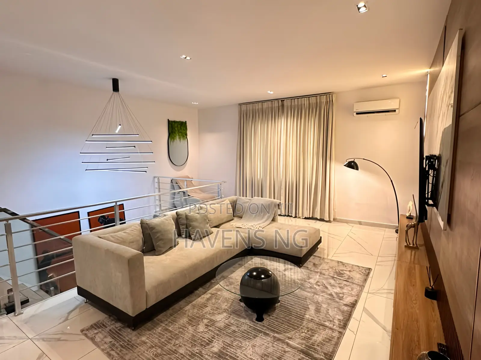 Shortlet | Luxury 3-Bedroom Penthouse in Lekki Phase 1