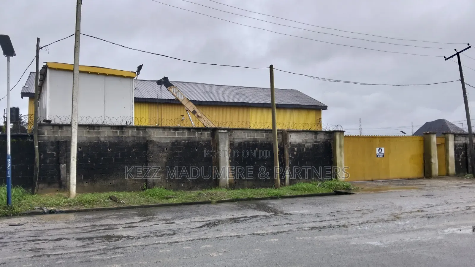 For Sale : Warehouse at Trans Amadi , Port Harcourt in Trans Amadi